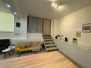 Quiet stylish studio