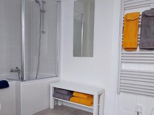 Maison charmante avec jardin près de Tours et Châteauroux - FR-1-591-594