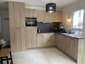 Appartements Appartement Neuf, 2 Pieces, Balcon, Parking, Proche Centre-Brides-les-Bains et Telecabine Olympe - FR-1-512-279 : photos des chambres