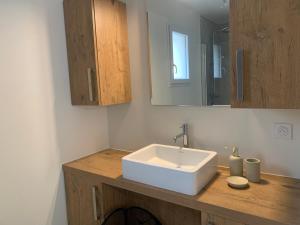 Appartements Appartement Neuf, 2 Pieces, Balcon, Parking, Proche Centre-Brides-les-Bains et Telecabine Olympe - FR-1-512-279 : photos des chambres