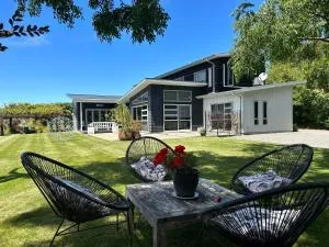 Peppertree lodge - Poukawa