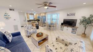 Sandpiper Cove 1086- by Holiday Isle Properties