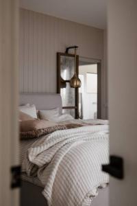 The Vineyard House - by Ghost Rock Wines