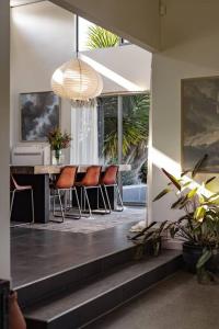 The Vineyard House - by Ghost Rock Wines