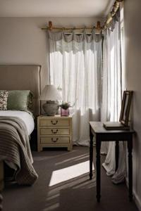 The Vineyard House - by Ghost Rock Wines