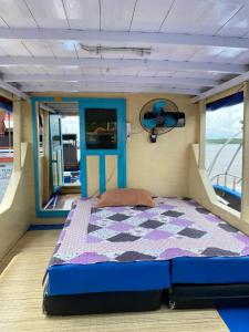 Shankara Orangutan Kelotok Cabin Houseboat