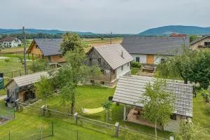 Kolpa Holidays - Happy Rentals - Ribnik