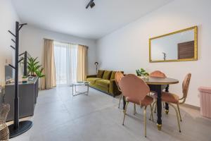 Charming and new Penthouse close to Mosta Dome by SF HOMES