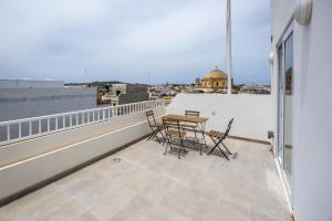 Charming and new Penthouse close to Mosta Dome by SF HOMES