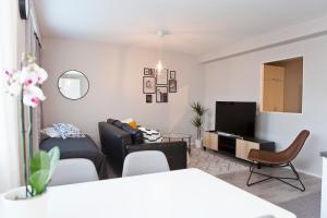 Center located, two-room flat with patio and WiFi