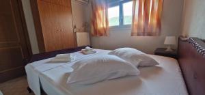 Makis Nest Apart-Hotel