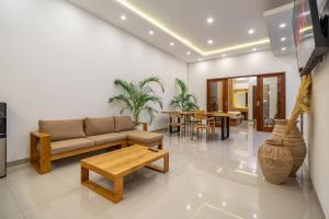 Sundaze 3 - NEW listing Promo - Canggu - Huge Pool and Kitchen