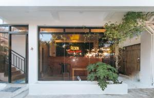 RedDoorz @ Recson Boracay Hostel - 1hvězdičkové hotely ve městě Boracay