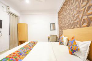 FabHotel Pranjul Inn