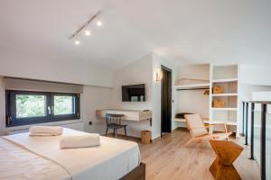 Thalos Luxury Living I