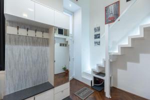 Red Fusion Apartment
