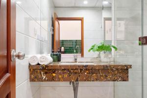 Studio center D1 near Ben Thanh Market