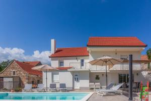 Holiday Home Saint Anthony - Heated pool