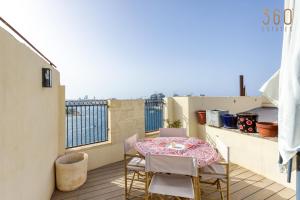 Valletta Postcard Penthouse by 360 Estates