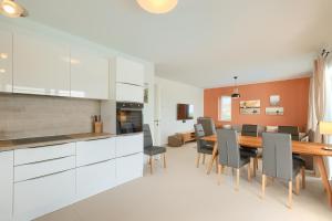 Beautiful Villa Casa Nova with pool in Brtonigla
