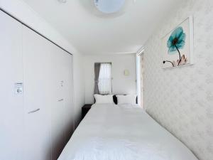 new open shinjuku house SJ0430