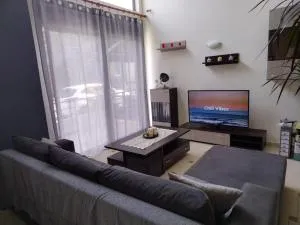 Maisonette Apartment - Glávkos