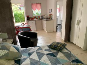 B&B / Chambres d'hotes La Caronniere : photos des chambres