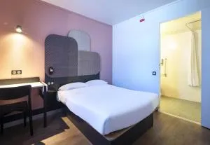 B&B HOTEL Avignon 1 - 索尔格