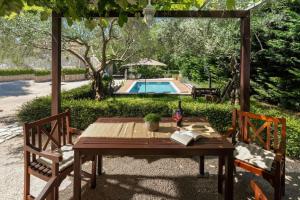 Casa Fragola by Briskva