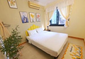 City view, 2Br, balcony, peaceful, Netfix