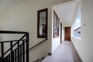 Central Ubud Modern Apartments and Private Kitchen - 2