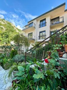 Harmony Garden Apartments