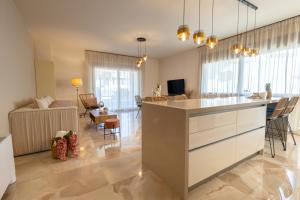 Southern Light Tsoutsouros