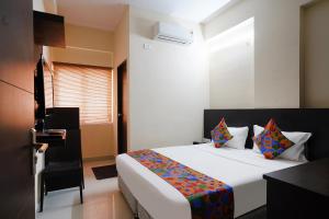 FabHotel Serenity - Nr AIG Hospital, Gachibowli