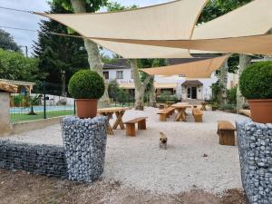 Appartements Gite Le Creusot - 4 Chambres individuelles : photos des chambres