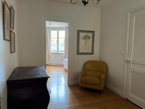 Appartements Maison de ville proche du port au coeur du Carre des Arts de Honfleur : photos des chambres