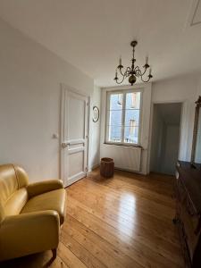 Appartements Maison de ville proche du port au coeur du Carre des Arts de Honfleur : photos des chambres