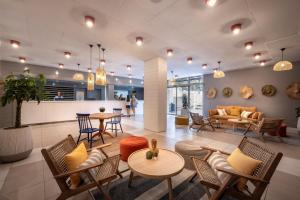 Sunny Makarska by Valamar