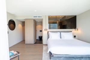 Suite with Lake View room in Panorama Hotel Elisabetta