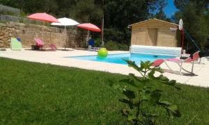 Villas Villa chaleureuse en sud Ardeche avec piscine privee 200 m² : photos des chambres