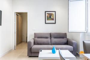 Delfin Azul by Cadiz Time