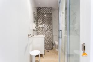 Delfin Azul by Cadiz Time