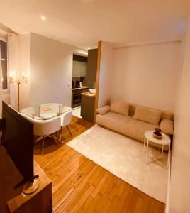Appartements Superbe T3 gare Bois-Colombes : photos des chambres