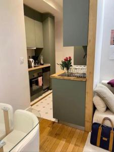 Appartements Superbe T3 gare Bois-Colombes : photos des chambres