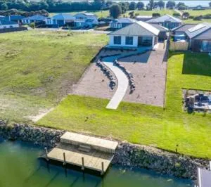 RIVER VIEWS - Goolwa North