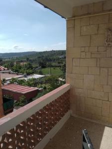 Alt Penedes, terra de vinya, sol, aigua i muntanya