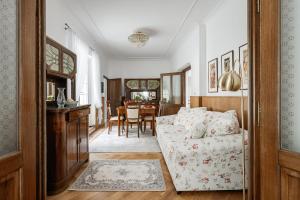 Vila Zlatý Slavík - Luxurious Villa with Spa