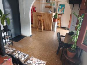 Casa Amarilla Hostel - Cali