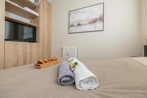Sunny getaway with balcony and A-C in Antibes