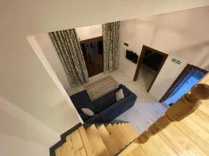 Uzungöl Nehir kenarında Doğa içinde merkezi konumda lüks BUNGALOV - Yukarımavrant